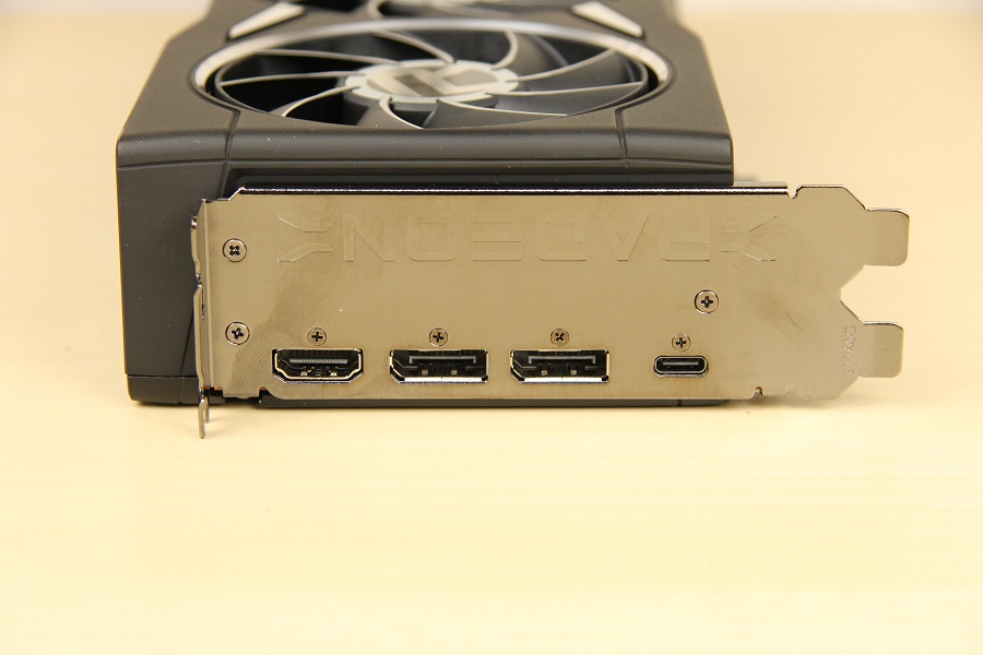 https://www.rooieduvel.nl/reviews/AMD/RX6800XTMB/Pics/IMG_0408.JPG