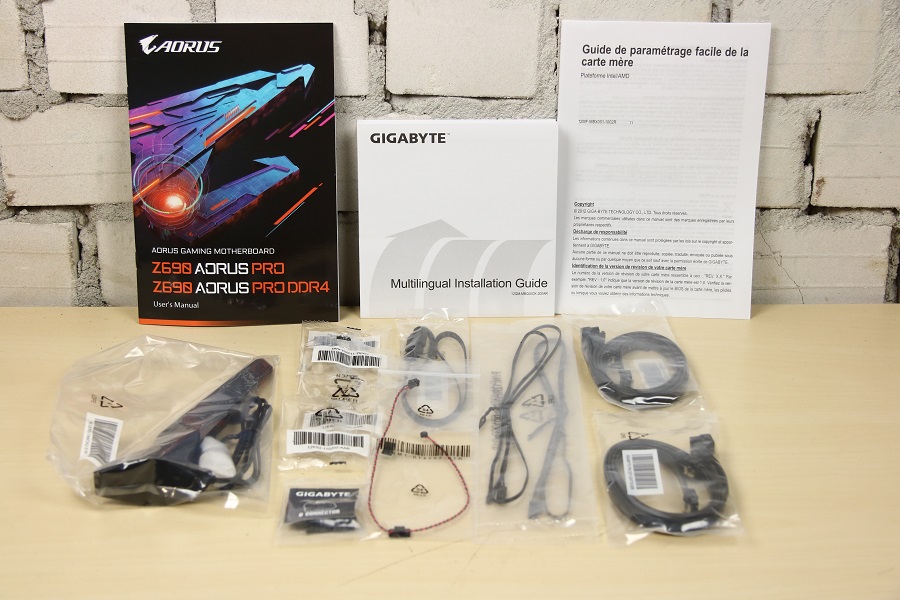 https://www.rooieduvel.nl/reviews/Gigabyte/Z690_Aorus_Pro/Pics/IMG_4039.JPG